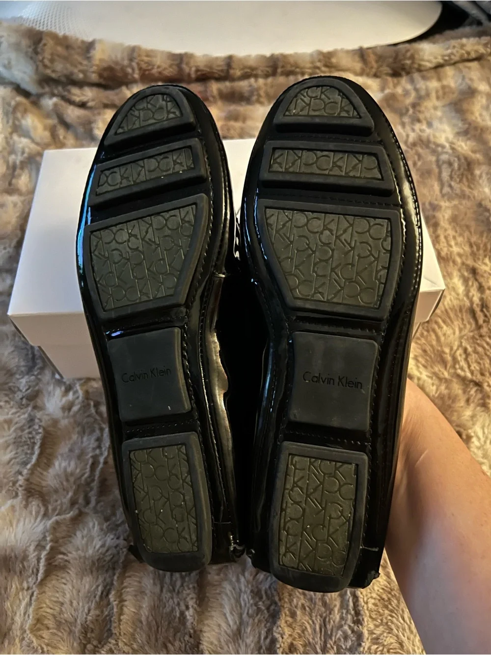 Calvin Klein Women's Black Patent Leather Slip On Round Toe Loafer Flats 7.5 M